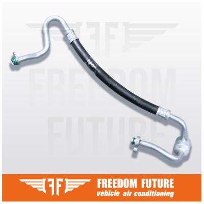 Cina 6G9119N602GC Car AC Discharge Hose Ford Mondeo MK4 2.0T Adatto per 06-10 in vendita