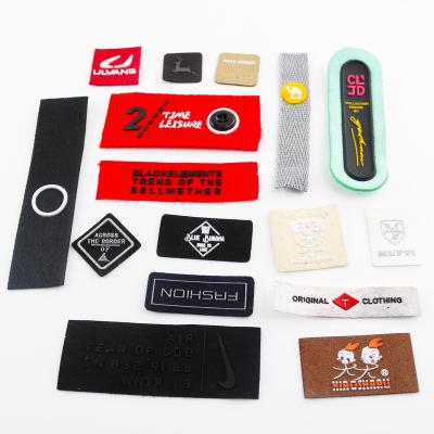 China Viable custom soft rubber clothing jacket coat badge own label clothing label uniform for apparel for sale