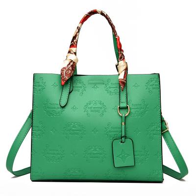 China 2021 new fashion PU embossed lettered single shoulder large capacity diagonal handbag for sale