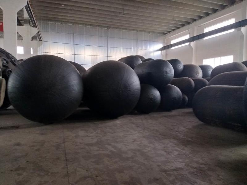 Fournisseur chinois vérifié - Qingdao Luhang Marine Airbag and Fender Co., Ltd