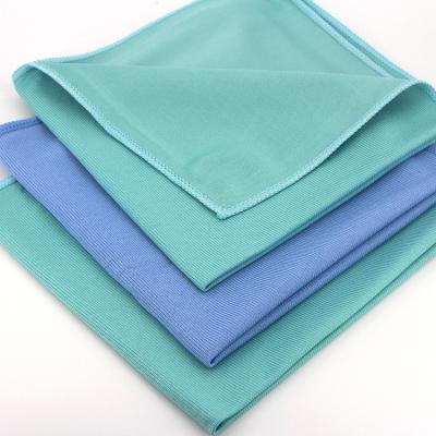 China Viable Colored Microfiber Glass Lint Free Cleaning Cloth for sale