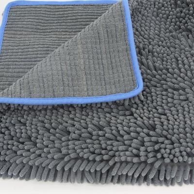 China Viable Ultra Absorbent Machine Washable Soft Microfiber Chenille Noodle Towel Quick Dry Dog for sale