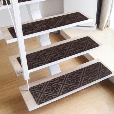 China Washable Non Slip Carpet Stair Treads With Self Adhesive Backing for sale