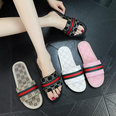 China 2021 New Design Quick-drying Ladies Slide Sandals Women's Flat Slippers Daily Home Slippers for sale