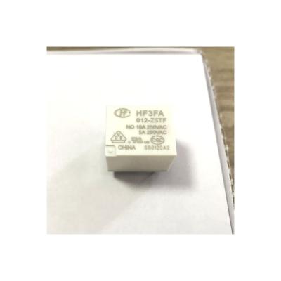 China Latest Design Auto Solid State Relay Top Quality Standard Socket for sale