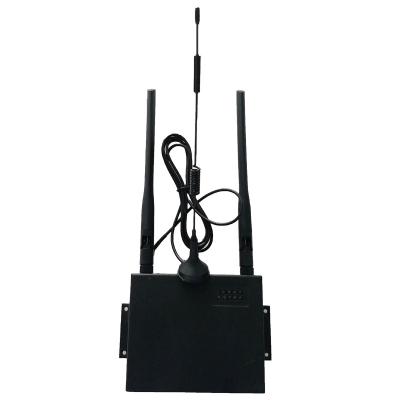 China Bus 4G internal wifi router industrial outdoor 4g router for sale