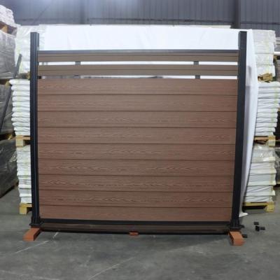 China Faux DIY WPC Construction Fencing Panels Waterproof en venta