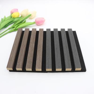 Cina 1220 * 600 Composito sostitutivo in legno per pannelli acustici per isolamento acustico 3 mm in vendita