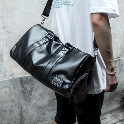 China Travel Preppy Handbag Men's Style Waterproof Sports Bag Cylinder Training Gym Sack Duffel Bag For Teens Available for sale