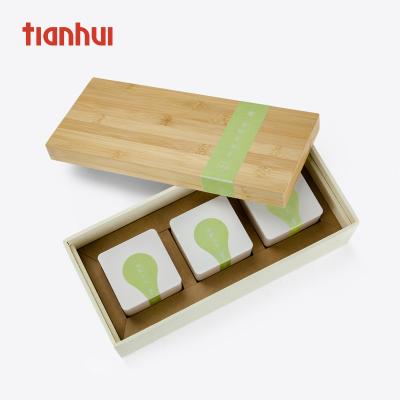 China 2019 New Recycled Materials Metal Coffee Gift Packaging Tin Can Wooden Bamboo Tea Box for sale