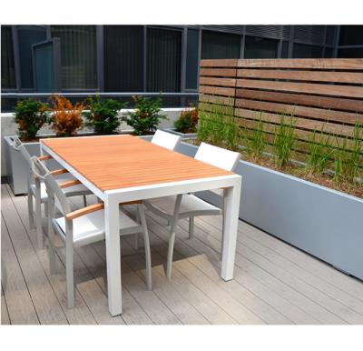 China Factory Price China Supplier Waterproof Modern Furniture Square Aluminum Outdoor Table for sale