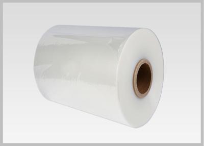 Chine Film de étiquetage Rolls PETG TDO 45mic HS de douille transparente de rétrécissement de 78% pour la bouteille à vendre