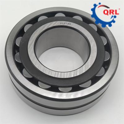 中国 22318 CAW33 22318 E Spherical Roller Bearing 90x190x64 Mm C5 販売のため