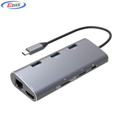 China Mobile Devices 8 .desk Computer in 1 Multiport Adapter with USB3.0 4K HD Gigabit Ethernet SD/TF USB Type C HUB for sale