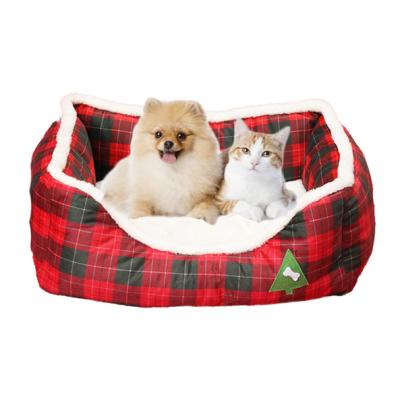 China Hot Selling Stocked Fluffy Soft Marry Christmas Series Gift Pet Bedding Plush Bed For Cats Dogs for sale