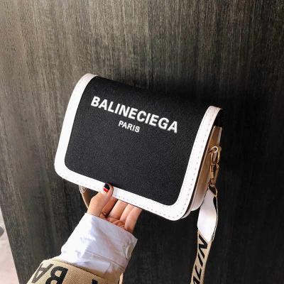 China 2021 PU Fashion Niche Design Square Small Bags Summer Letter Strap Shoulder Wide Messenger Bags Women Purse and Handbags Louis Bags for sale