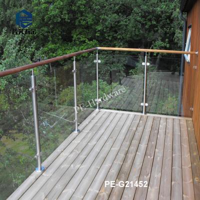 China modern exterior balcony glass railing for sale