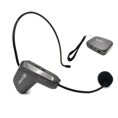 China Clear 1 to 1 Counter Frequency Mode Speech 2.4G Professional Noise Canceling Wireless Handheld Microphone for sale