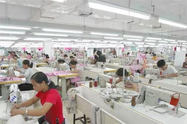 Verified China supplier - Jiangxi Halliday Garment Co., Ltd.