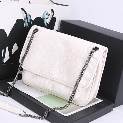 China Fashion 6808-88 Gzmuta Good Texture Three Colors Messenger Bags Luxury Mini Women'S Messenger Bags Female for sale