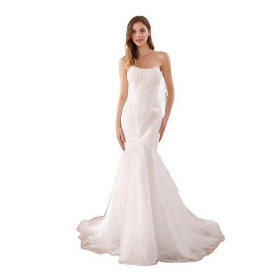 China Breathable High Quality LW1957 Strapless Mermaid Wedding Dresses With Lace Applique Zipper Back Wedding Gowns for sale