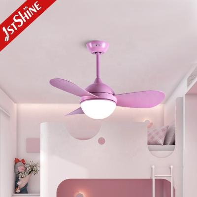 China Moderner Stil rosa ABS-Blatten Deckenventilator DC-Motor LED-Leuchten Fernbedienung inklusive zu verkaufen