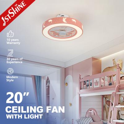 Chine 110-240V/50Hz-60Hz Voltage d'entrée ventilateur de plafond LED pour une sécurité simple et dans la chambre à coucher à vendre