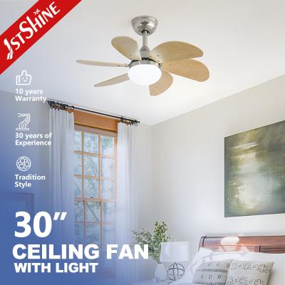 China Kleiner 30-Zoll-Deckenventilator mit Licht und Fernbedienung 6 MDF-Klingen 6 Geschwindigkeiten 10 Jahre Motor zu verkaufen