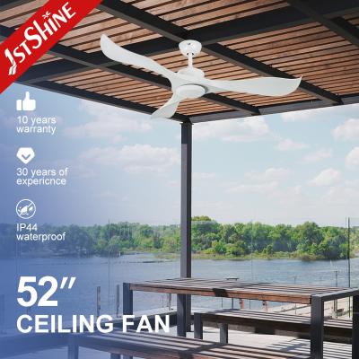 China Air Cooling Fan 52 Inch Waterproof Outdoor Plastic Ceiling Fan With 3 Rotary Vane Blades for sale