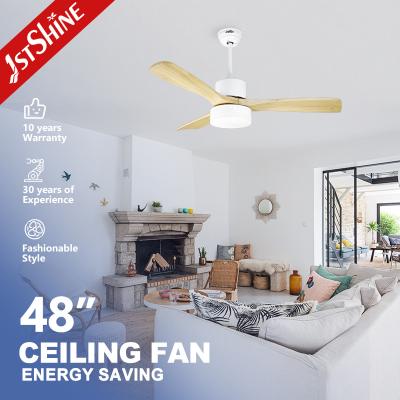 China 52-Zoll-Luxus-Haushaltsdeckenventilator mit Licht und Fernbedienung AC Kupfermotor zu verkaufen