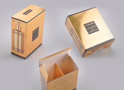 China Cajas de empaquetado del cosmético brillante de la laminación, caja reciclable de oro plegable en venta