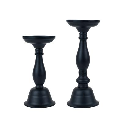 China Hot Selling Black Simple Home Decoration Iron Candlesticks For Pillar Candle Holder Modern Design Candlestick Holders for sale