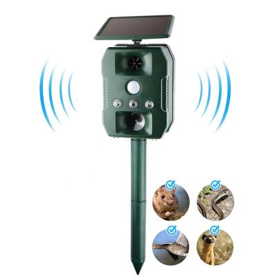 China Viable Dog Rejection Hot Sale Ultrasonic Rodent Drive Insect Reflector Bird Snake Repell With PIR Sensor Solar Deterrent For Garden for sale