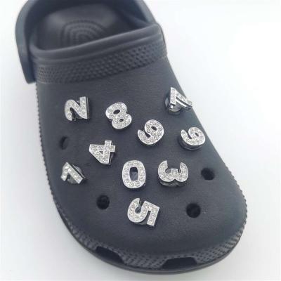 China Shoes Charms Alphabets Letters Numbers Designer Metal Shoe Charms Buckles Accessories Decorations for Shoes and Bracelet for sale