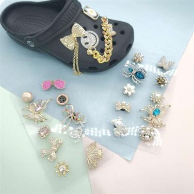 China High-end flower charm new product shoe decoration accessories suitable for garden shoes and gift bracelet bracelet for sale