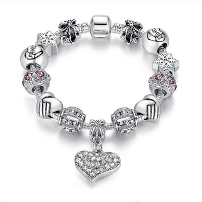 China Lead Free Snowflake Love Ladies Bracelet Silver Fashion Charm Bracelet Crystal Charm Bracelet For Women for sale