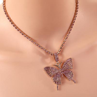 China Custom Lead Free Crystal Ladies Pendant Necklace Fashionable Butterfly Pendant Necklace for sale