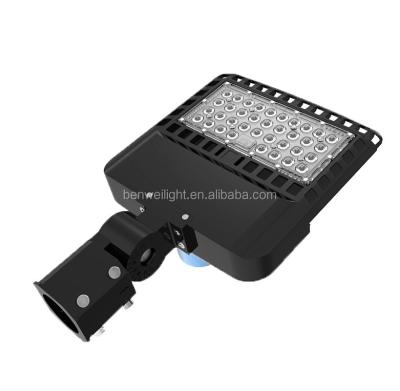 China Waterproof IP65 200W LED Street Light For Outdoor Public Works Road Landscape Lighting for sale