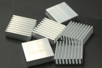 China Leidde het aluminium Geleide Aluminium Heatsinks van de Bol Lichte Huisvesting Uitgedreven Aluminium Heatsink Te koop