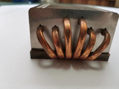 Chine Radiateur carré avec le tube et le tonnelier Base d'en cuivre de forme de couronne à vendre