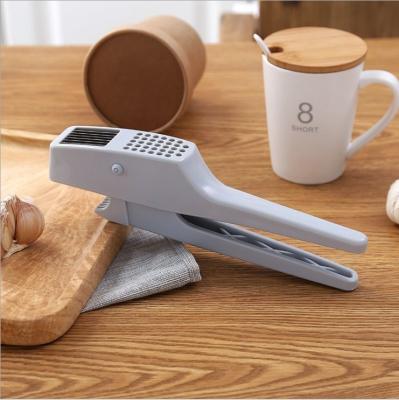 China Durable Easy Meat Grinder Ginger Garlic Crusher Plastic Compression Garlic Press CHRT Viable Kitchen Accessaries for sale