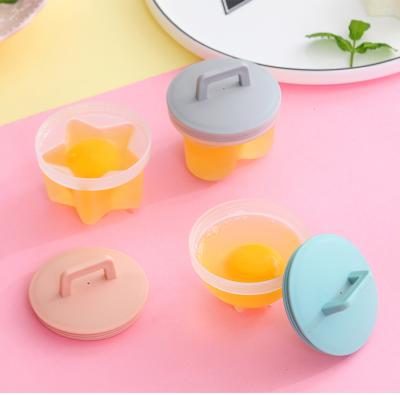 China Sustainable 4 Pcs / Set Cute Egg Boiler Cooker Machines Egg Mold Shape With Lid Brush Pancake Maker for sale