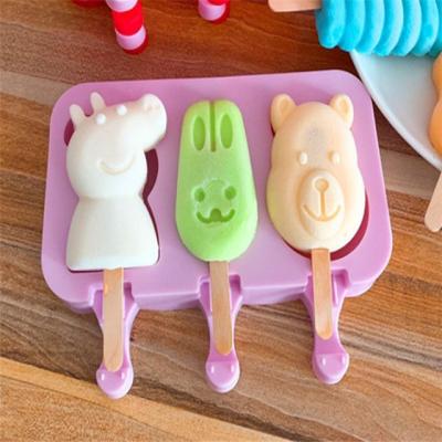 China Freezer Ice Cream Bar Mold Maker Viable Oval Silicone Popsicle Ice Cream Maker With Lid 12 Shapes Ice Lolly Molds Kitchen Accessories for sale