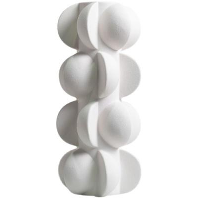 China Modern Nordic Light Luxury Simple Resin Vase Geometry Spiral Black and White Flower Ware Entrance Living Room Decoration for sale