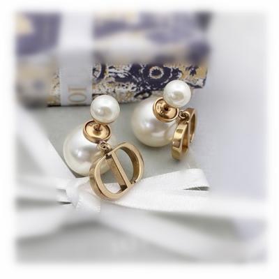 China Luxury Jewelry FASHIONABLE LOGO Designer Dropshipping Brand Two Letter Earrings for sale