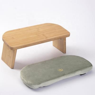 China Bamboo Design Adjustable Portable Kneeling Stool Bamboo Design Bench Folding Yoga Meditation Wooden Meditation Stool With Cushion for sale