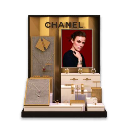 China Custom Luxury Wooden Bracelet Ring Storage Rackdisplay Microfiber Watch Display Stand Jewelry Necklace Sets for sale