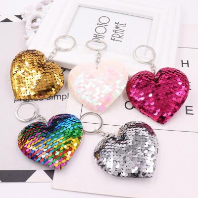 China Hand Feeling Fan Shu Heart 10cm Soft Glitter Flip Sequin Keychains For Womens Luxary Big Clips Pendants for sale