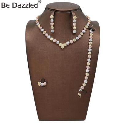 China Office/Career Stunned Christmas Jewelry Tops Jewelry 2019 Fashion 3tone Necklace Set Costume Flower Jewelry Set for sale