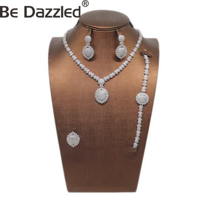 China 2020 New Arrivals FASHIONABLE Amazed Necklace Jewelry Set Large Zircon Diamond Women Pendant Jewelry Arabian Jewelry Set for sale